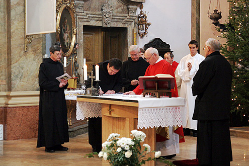 Feierliche Profess von Frater Gerhard / Zalubil Das Bild zeigt die Feierliche Profess von Frater Gerhard.
